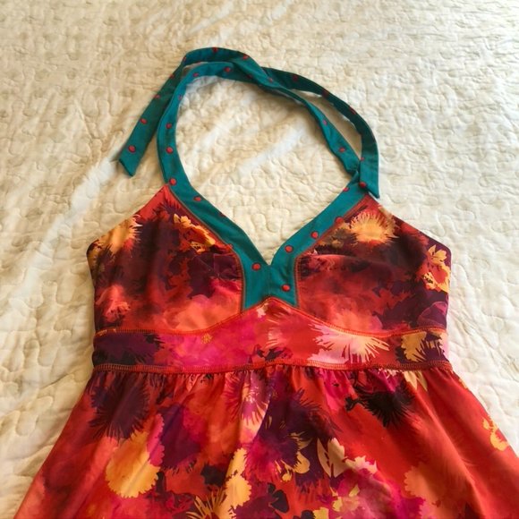 The north face summer adventure dress - Picture 3 of 4